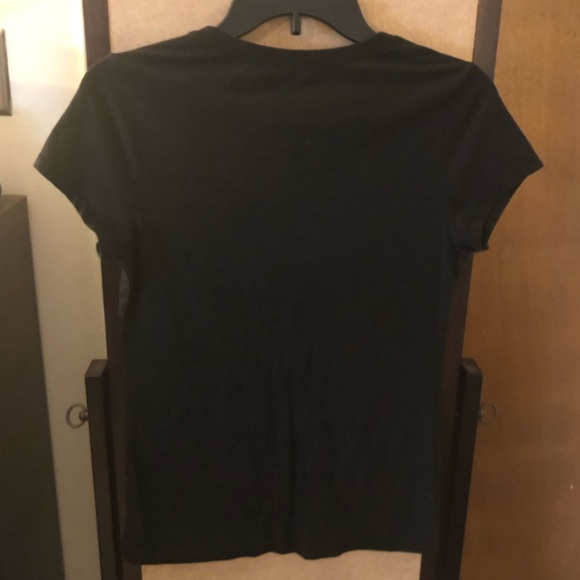 EUC No Boundaries Set of 3 Everyday Scoop Tees - Picture 2 of 3